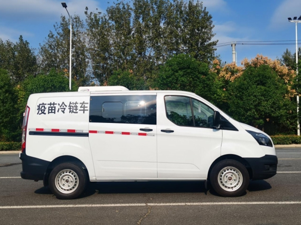 新款平頂汽油疫苗冷鏈車